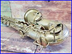 CG Conn LTD Elkhart 1119954 Alto Saxophone Sax Instrument w Hard Case 123301 L