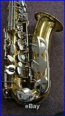 Conn 21m Intermediate model Alto Sax in Excellent Play Cond. (rolled tone holes)