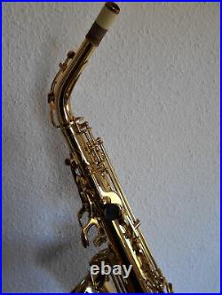 Opportunity! Jupiter Beginner Alto Saxophone Model JAS 769-767