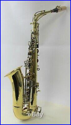 Selmer AS-300 Alto Saxophone Student/Intermediate Sax with case