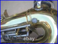 World Sound Soloist Old Saxophone