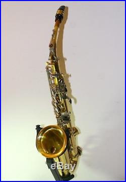 Yamaha Alto Saxophone YAS-21 Student/Intermediate Alto Sax