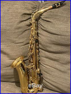 Yamaha YAS-280 Alto Sax in Mint Condition With Case and K&M stand