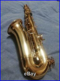 Yamaha YAS-32 Alto Sax Saxophone with Hard Case